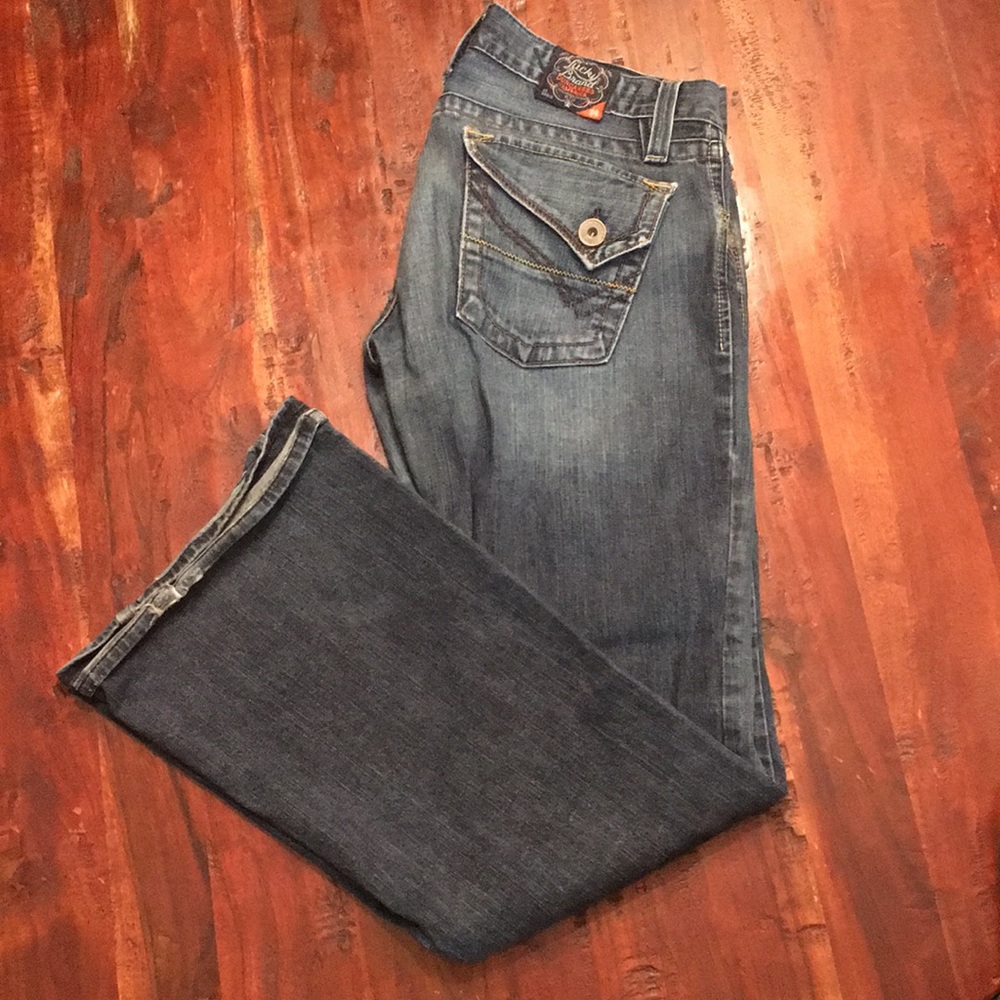Lucky Jeans